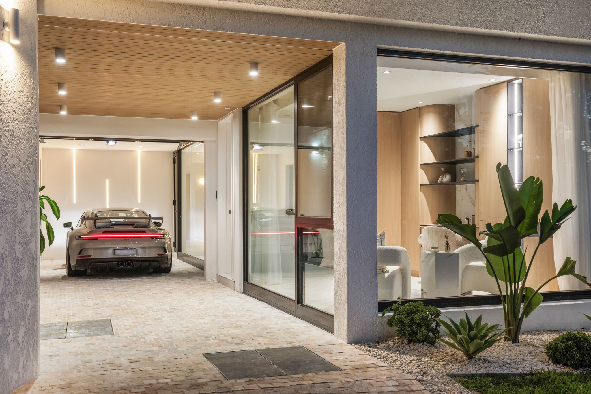 Duplex - North Rd, Eastwood - Entry